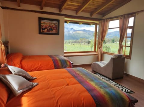 Bed, Natural landscape, Photo of the whole room, Bedroom, Mountain view