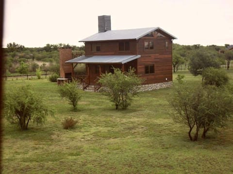 La Urdimbre Chalet in San Luis Province, Argentina