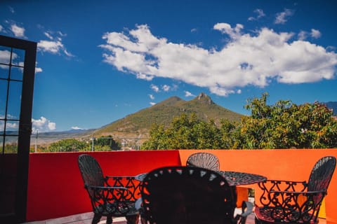 Balcony/Terrace, Mountain view