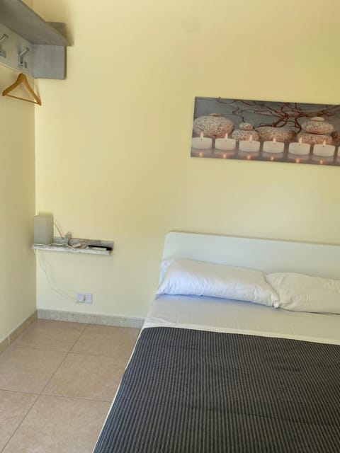 VILLA ADELAIDE SUITE & ROOM Bed and Breakfast in Bari