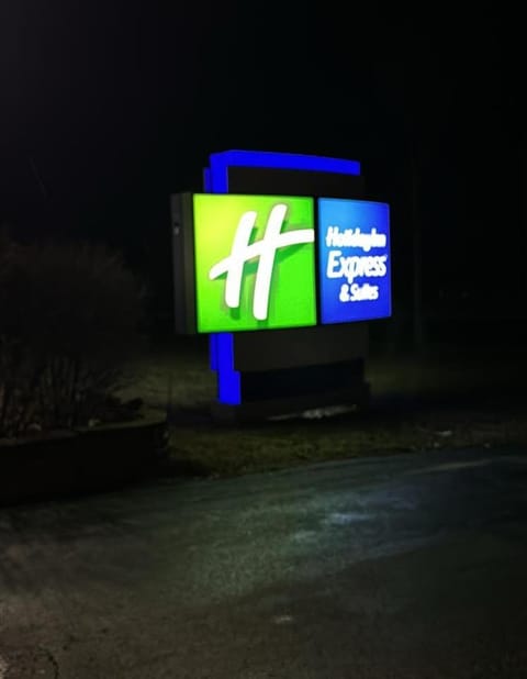 Holiday Inn Express & Suites Port Washington, an IHG Hotel Hotel in Wisconsin