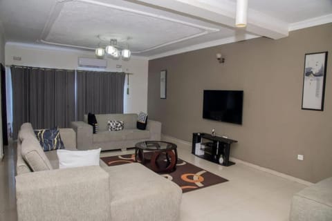 Royal Suites Apartments Chalet in Lusaka
