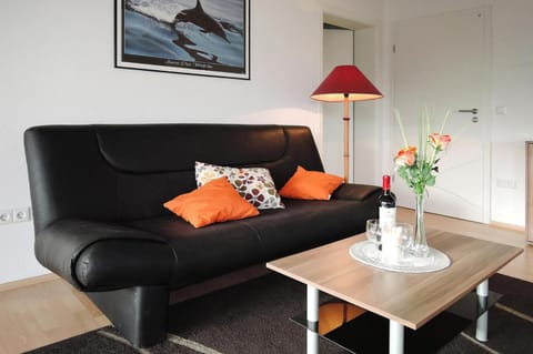 Bright apartment with garden and panoramic view in Meßstetten Apartamento in Albstadt