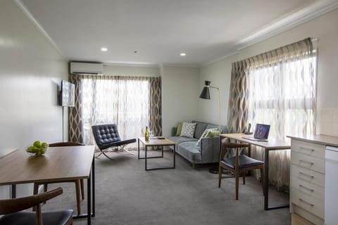 Quest Auckland Serviced Apartments Apartment hotel in Auckland