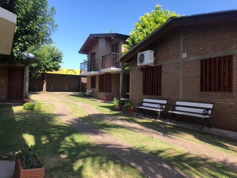 Cabañas Los Aromos Locanda in Embalse