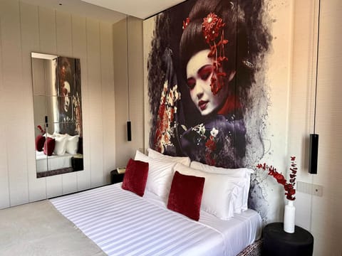 Bed, Decorative detail