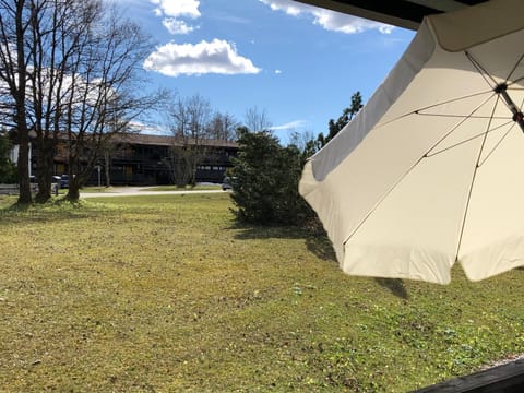 Neighbourhood, Garden, Garden view