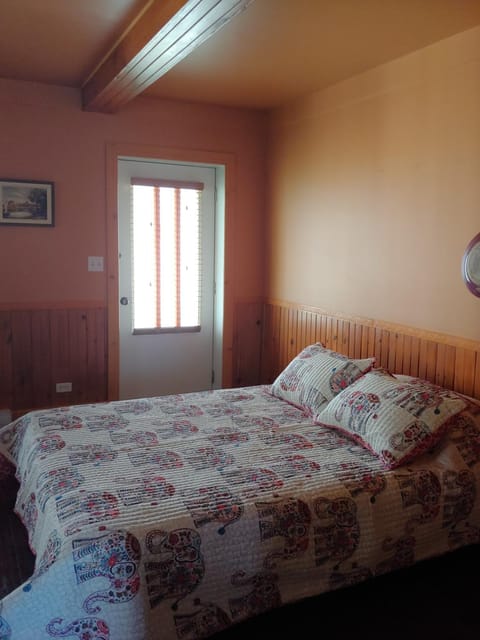 Gite les 2 Soeurs Bed and Breakfast in La Tuque