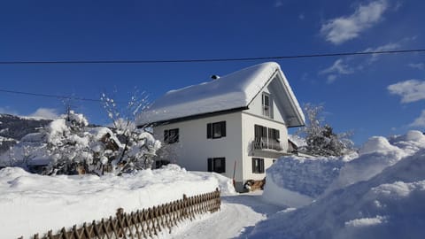 Property building, Winter