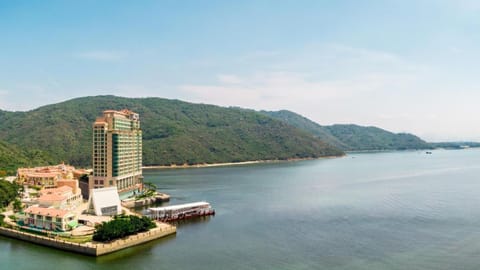 Auberge Discovery Bay Hong Kong Resort in Hong Kong