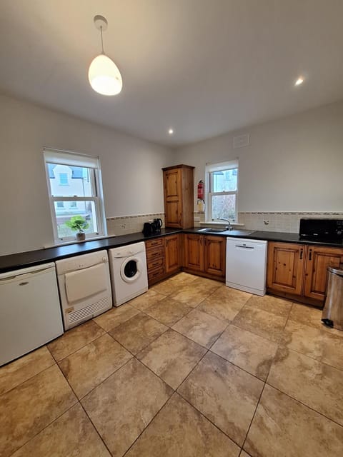 Doolin Court House in Doolin