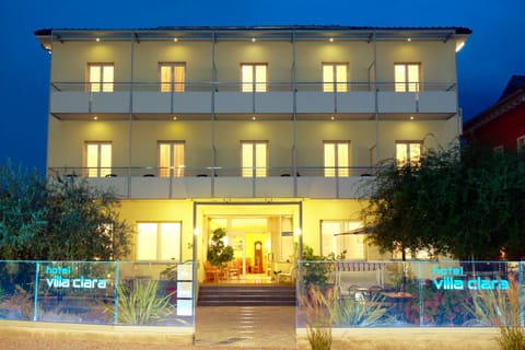 Hotel Villa Clara Hôtel in Nago–Torbole