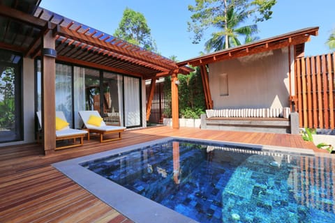 CHUZ Villas Samui SHA Plus Resort in Ko Samui