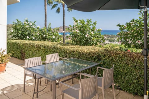 Garden, View (from property/room), Balcony/Terrace, City view, Garden view, Mountain view, Sea view, Quiet street view, Inner courtyard view