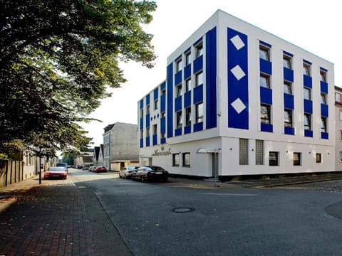 Property building, Neighbourhood, Street view, Location