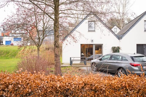 Una finestra sul lago Casa in Vielsalm