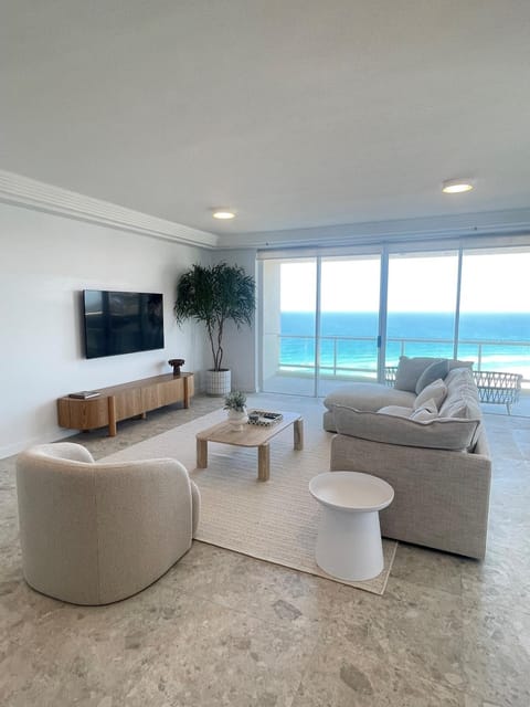 Living room, Sea view