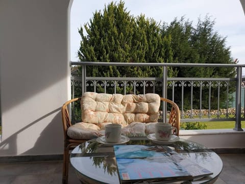 Balcony/Terrace, Balcony/Terrace, Garden view