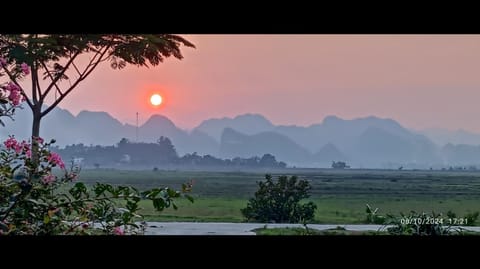 Palafita Bungalow Hotel in Laos