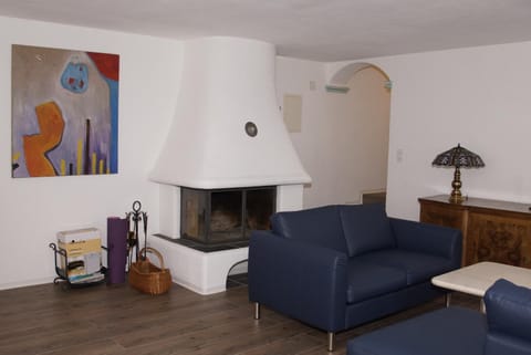 Day, Photo of the whole room, On site