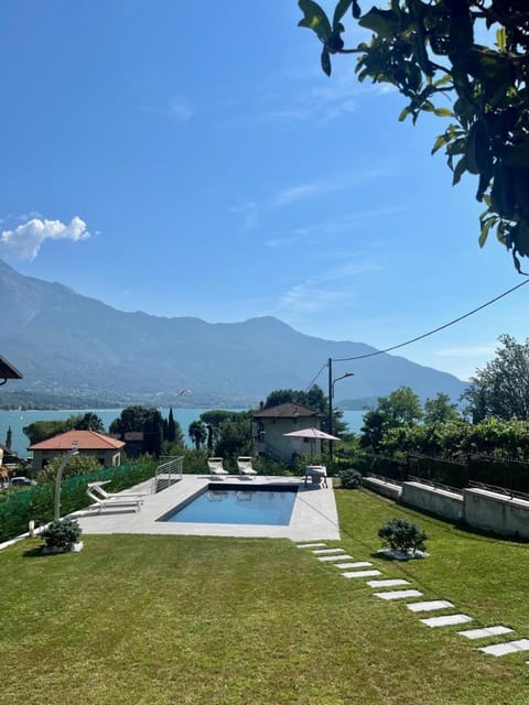 Garden view, Lake view, Mountain view, Swimming pool