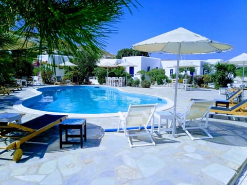 Onira Hotel in Paros