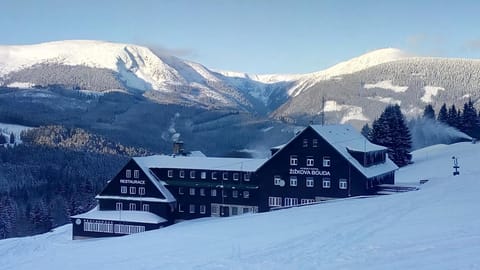 Property building, Winter