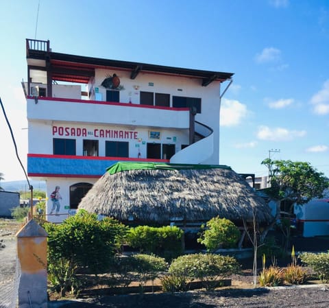 Posada del Caminante Hostel in Isabela Island