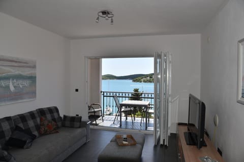 Living room, Sea view