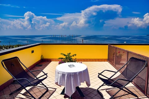 Day, Sea view