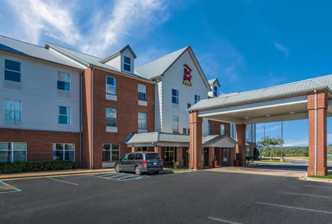 Red Roof Inn PLUS & Suites Birmingham - Bessemer Motel in Bessemer