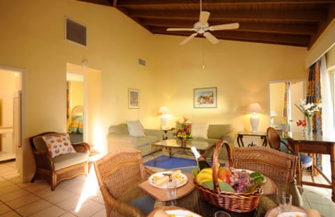Bay View Suites Paradise Island Resort in Nassau