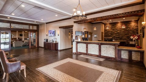 Best Western Plus Flathead Lake Inn and Suites Hotel in Somers