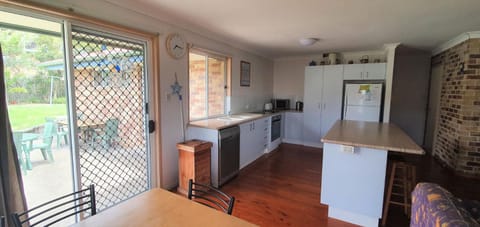 Rainbow Cottage House in Rainbow Beach