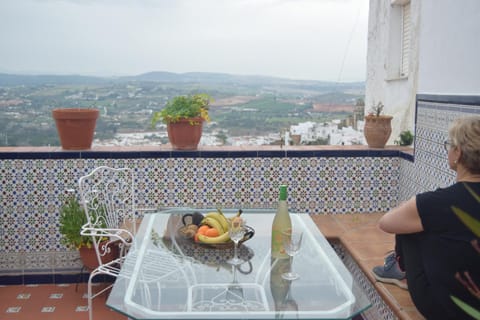 View (from property/room), Balcony/Terrace, Mountain view