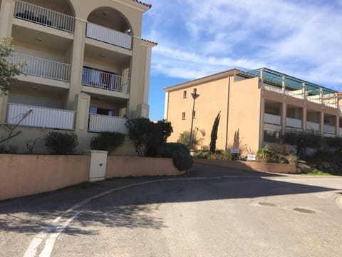 Résidence les Eucalyptus Condo in L'Île-Rousse