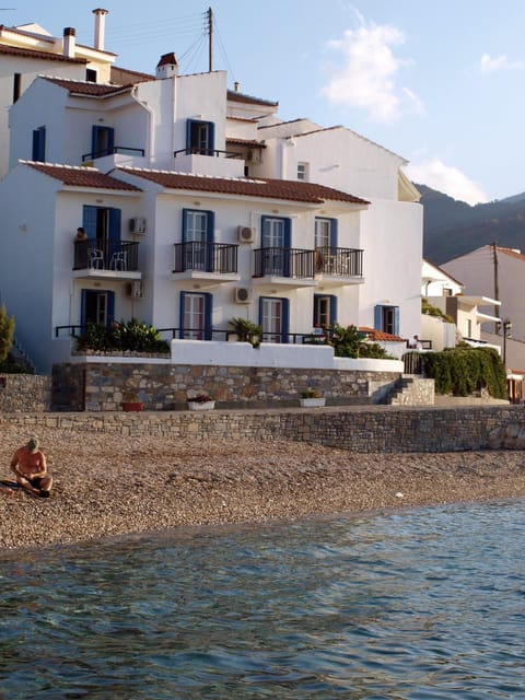 Lemos Hotel Hôtel in Samos Prefecture
