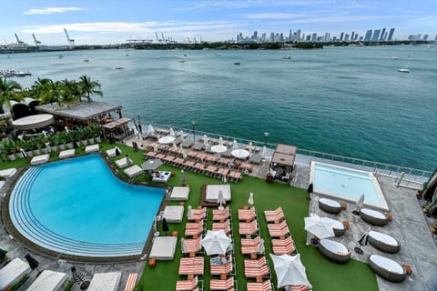 1100 West South Beach Luxe Miami Condos by Joe Semary Eigentumswohnung in South Beach Miami