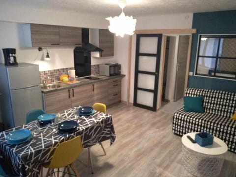 Joli petit logement en centre ville de Brioude Apartment in Auvergne-Rhône-Alpes