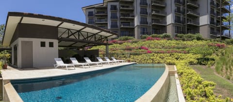 Roble Sabana 202 Luxury Apartment - Reserva Conchal Casa in Guanacaste Province