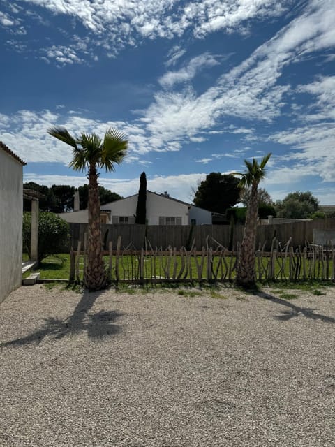 Le Mas des Sagnes Apartment in Saintes-Maries-de-la-Mer