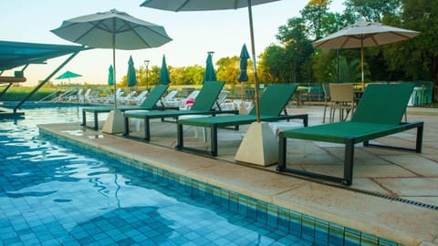 Area and facilities, Swimming pool, sunbed