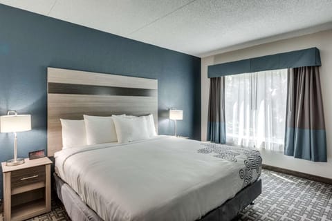 Days Inn & Suites by Wyndham Spokane Hôtel in Spokane