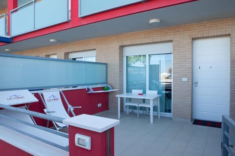 Garden, Balcony/Terrace