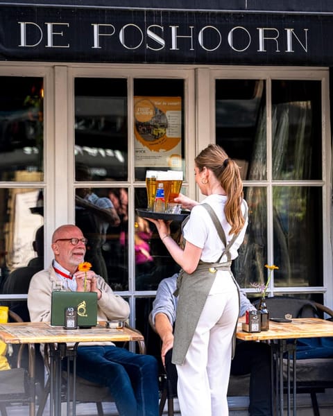 Property building, Day, Food and drinks