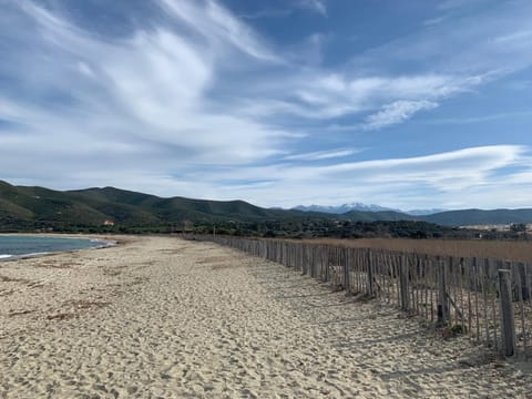 T3 Duplex tout confort - piscine - proche plage - 6 personnes Appartamento in Belgodère