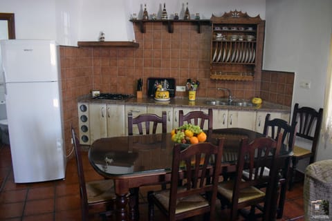 Casa Rural El Puente House in Sierra de las Nieves