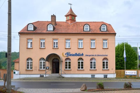 Property building, Facade/entrance