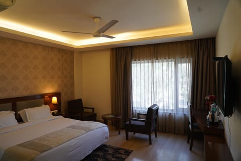 Hotel Forest Avenue - Best Luxury Hotel in Dehradun Hotel in Dehradun