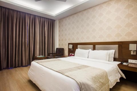 Hotel Forest Avenue - Best Luxury Hotel in Dehradun Hotel in Dehradun
